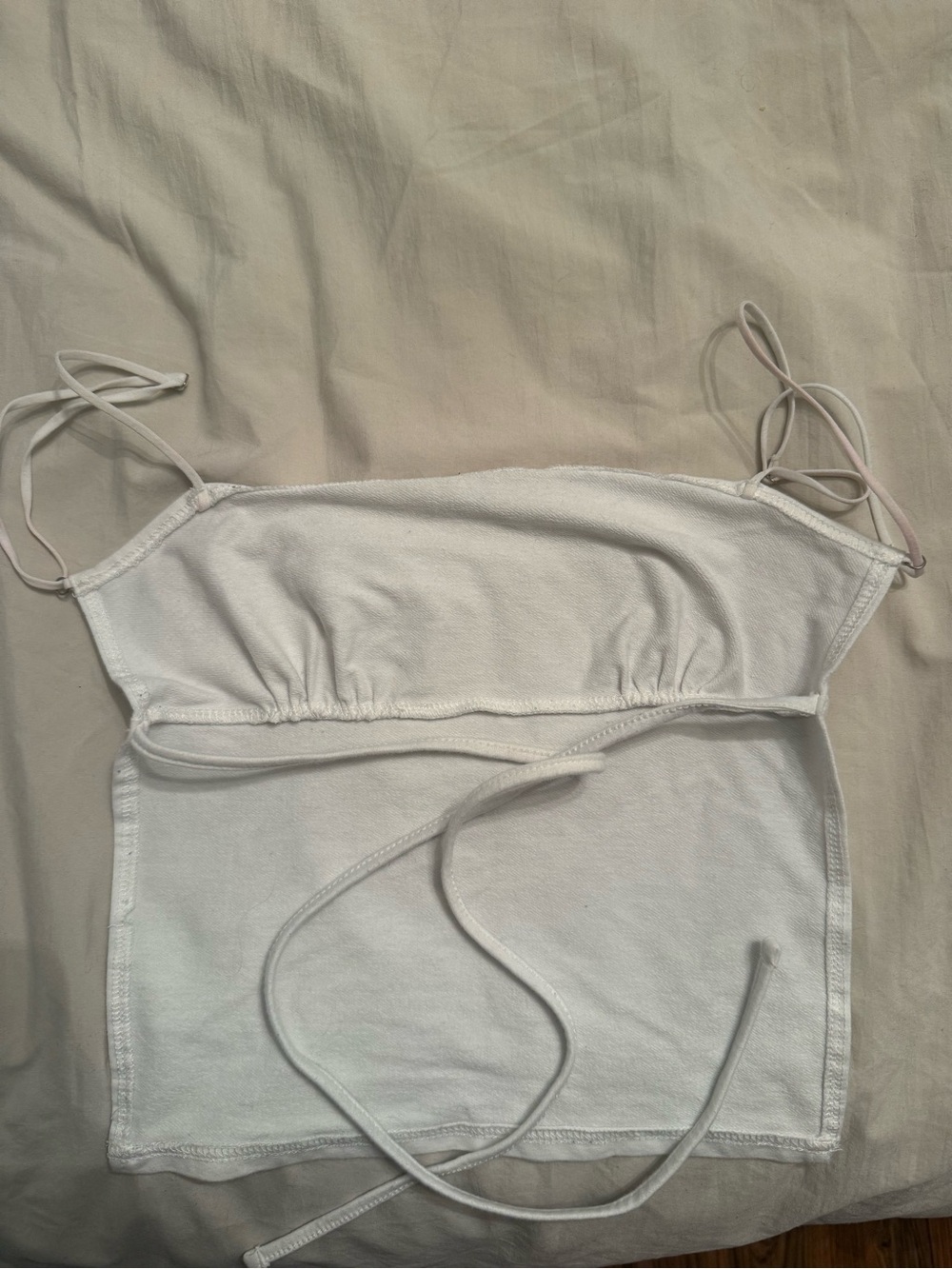 Jinx Open Back Top - Edikted - Picture 2 of 4